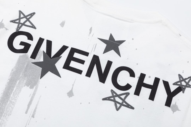 Givenchy T-Shirts